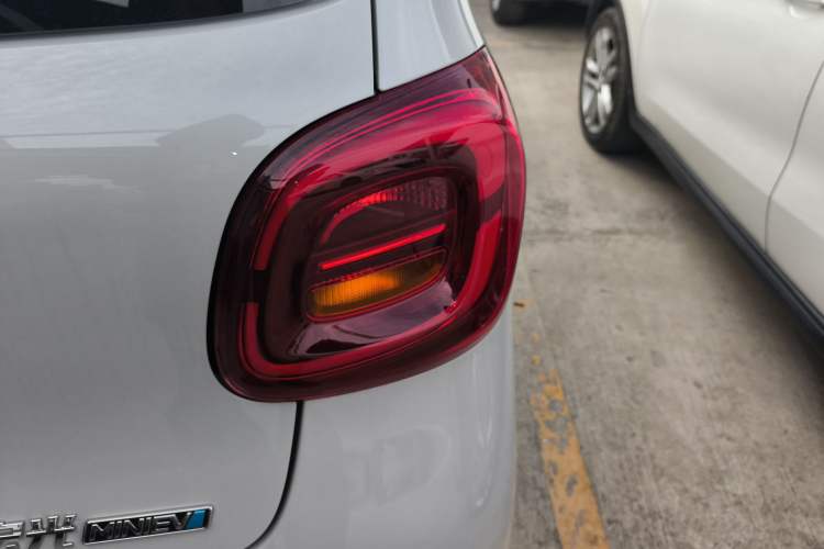 Used Wuling Hongguang MINIEV 2025 Four-Door Version Advanced Edition