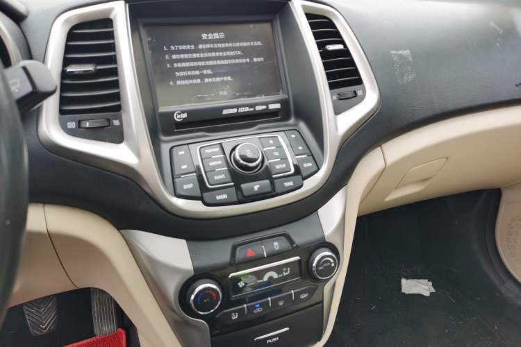 Used Changan Eado 2015 1.6L Manual Luxury Model China IV Standard