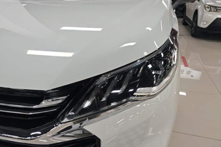 Used SAIC MAXUS G50 2019 1.5T Automatic Luxury Edition China VI Standard
