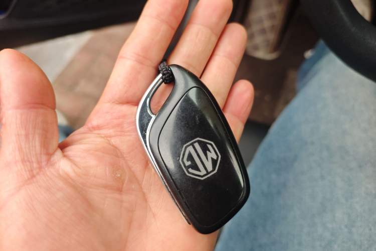 Used MG 5 2021 180 DVVT CVT Youthful Style Edition
