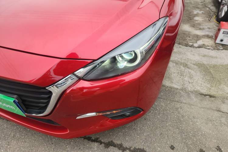 Used Mazda Mazda 3 Axela 2017 Sedan 1.5L Automatic Luxury Model China VI Standard