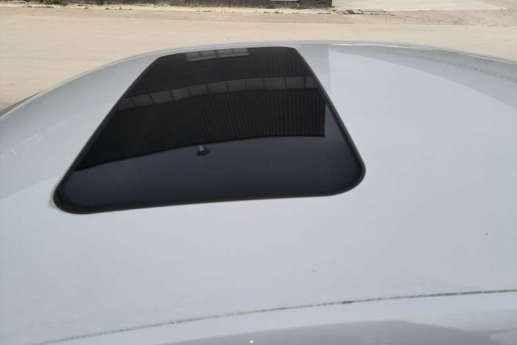 Used Roewe i5 2020 1.5L Automatic 4G Connected Linghao Edition