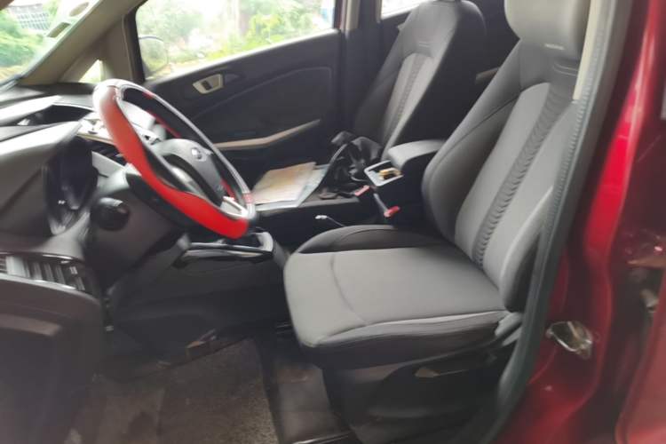 Used Ford EcoSport 2013 1.5L Manual Fashion Model
