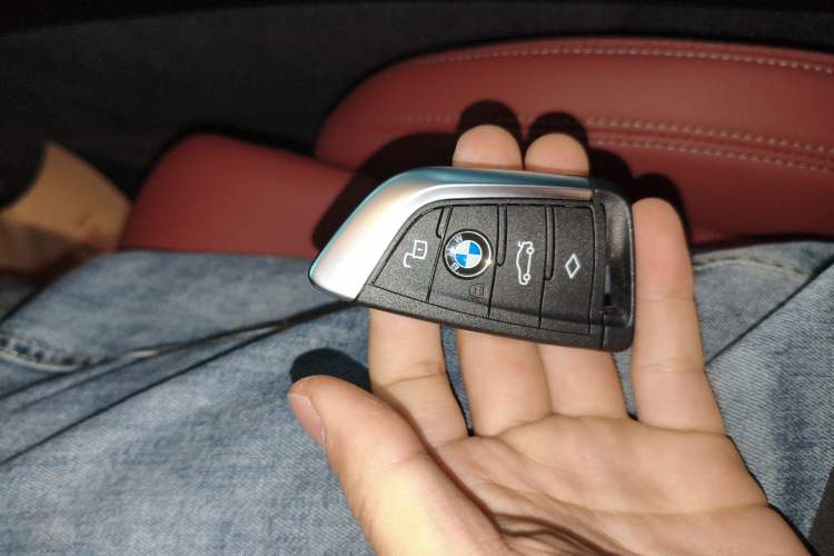 Used BMW i3 2024 eDrive 35 L Vehicle Key