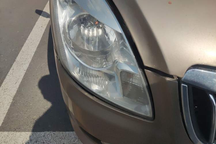 Used Foton MP-X E 2014 2.4L Wealth Express Comfort Version Basic Edition with 4G64