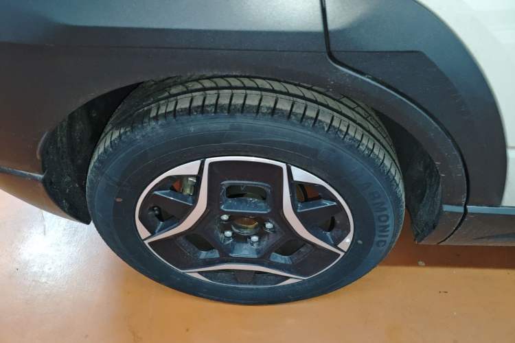 Used Dongfeng NAMMI 06 2025 401 Air
