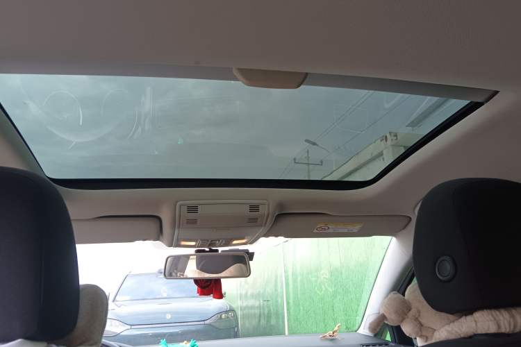 Used Volkswagen Golf 2017 230TSI Automatic Comfort Edition – Celebrating Milestone of One Million Units Headliner