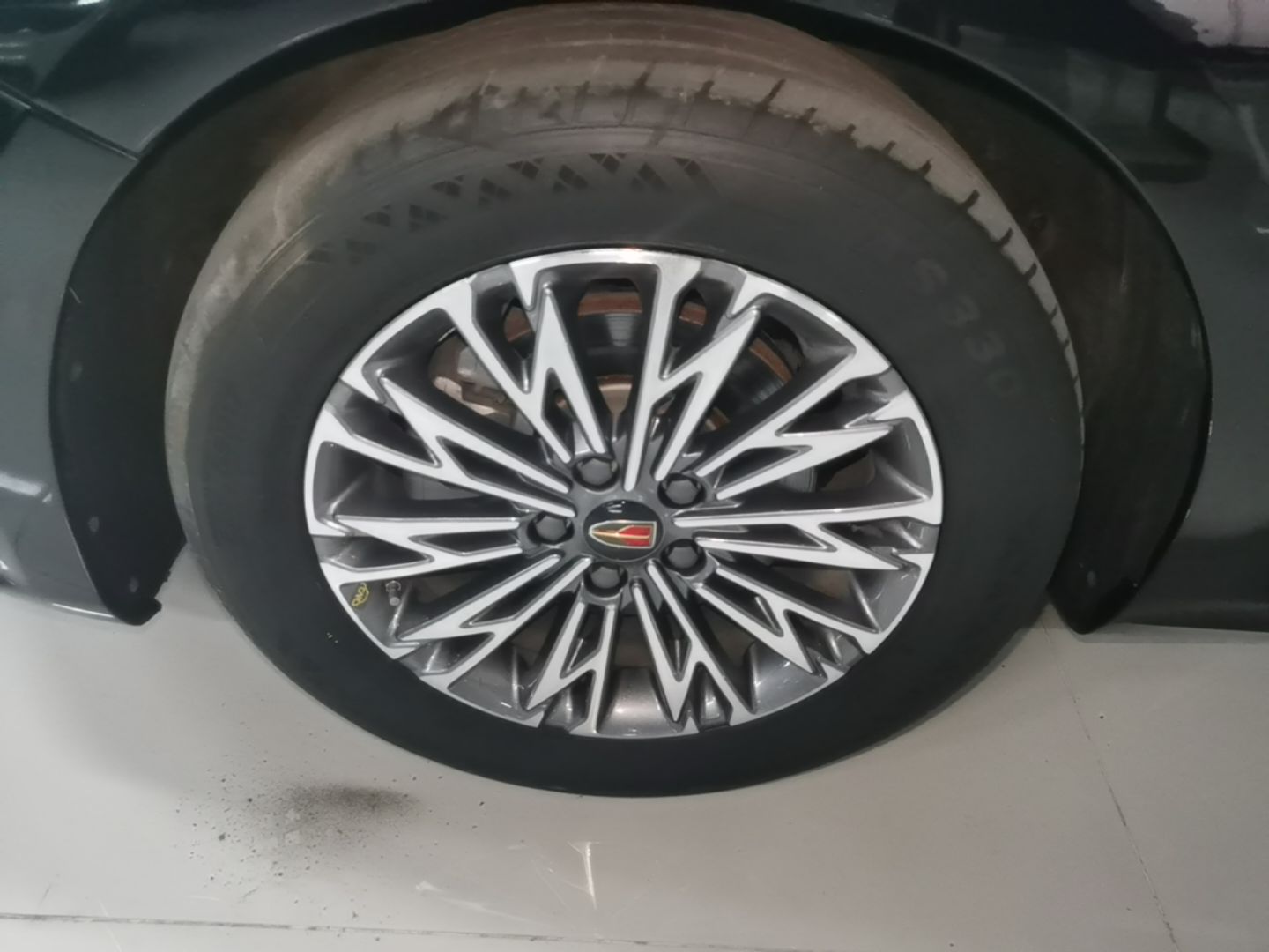 Hongqi H5 2024 1.5T DCT Smart Connect Flagship Edition - Chinese Trim Yun — снимка 10