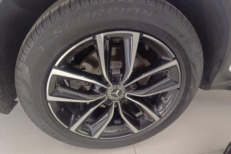 Used Mercedes-Benz GLC 2020 GLC 300 L 4MATIC Dynamic Edition
