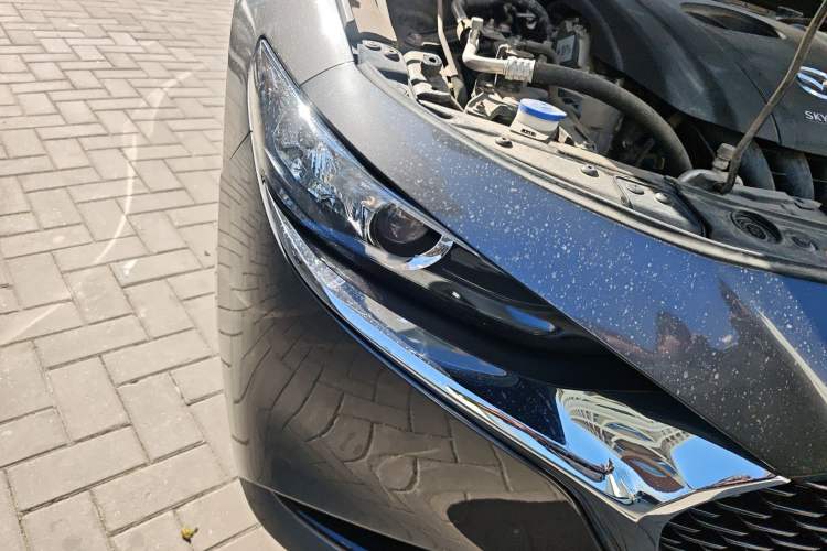 Used Mazda 3 Axela 2020 2.0L Automatic Zhiya Edition Right Front Headlight