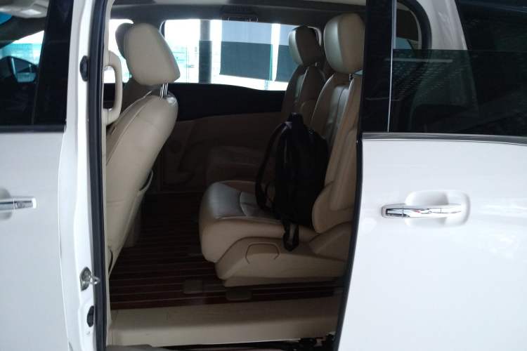 Used Buick GL8 2018 28T Luxury Model China VI Standard
