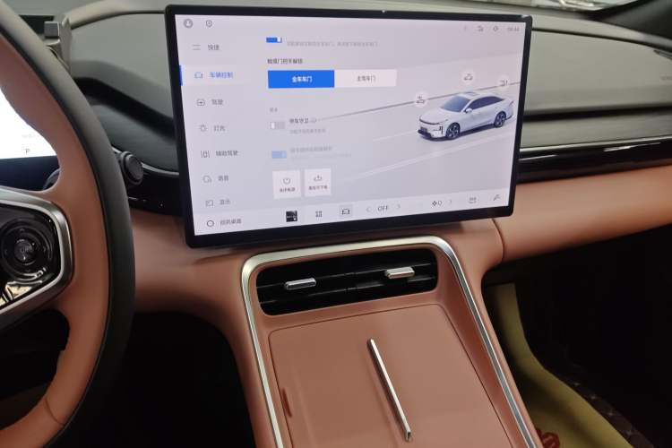 Used Geely Galaxy L6 2025 EM-i 140km Explorer+ Edition
