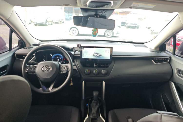 Used Toyota Corolla Cross 2023 2.0L Pioneer Edition