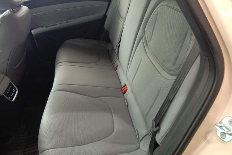 Used XPeng MONA M03 2024 620 with Ultra-Long Range Left Rear Seat