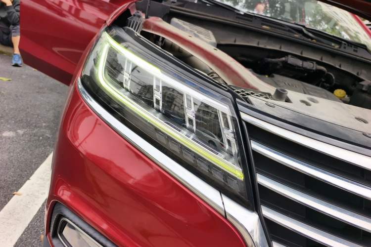 Used Roewe RX5 2019 20T Two-Wheel Drive Automatic 4G Connected Platinum Edition