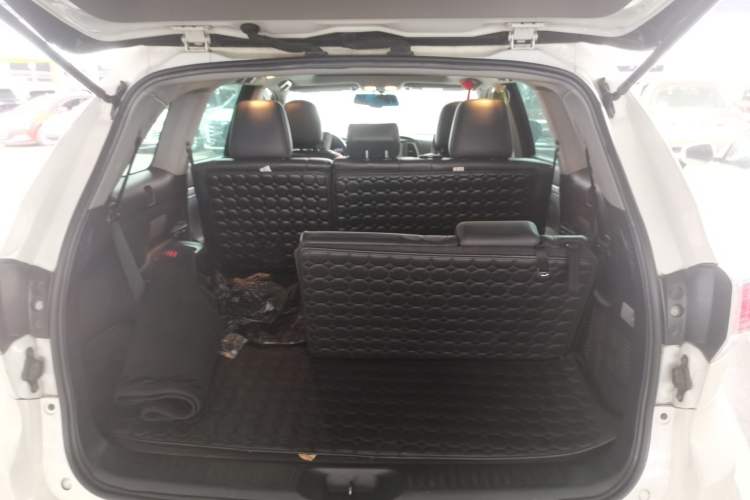 Used Toyota Highlander 2017 2.0T Four-Wheel Drive Luxury Edition 7 Seats Trunk