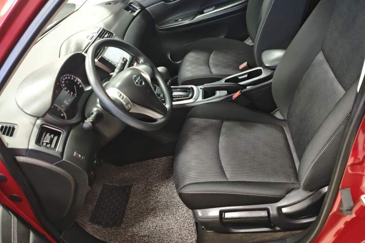 Used Nissan Tiida 2019 1.6L CVT Cool Edition China VI Standard