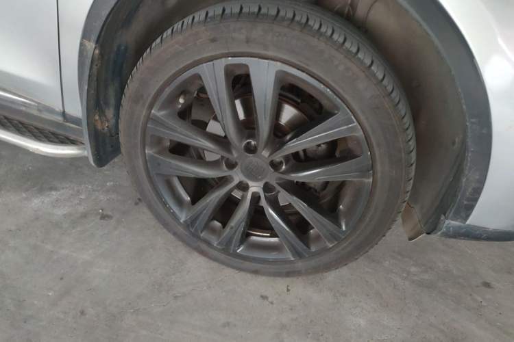 Used BYD Tang 2018 2.0T Automatic SmartConnect Prestige 7-Seater China V Standard