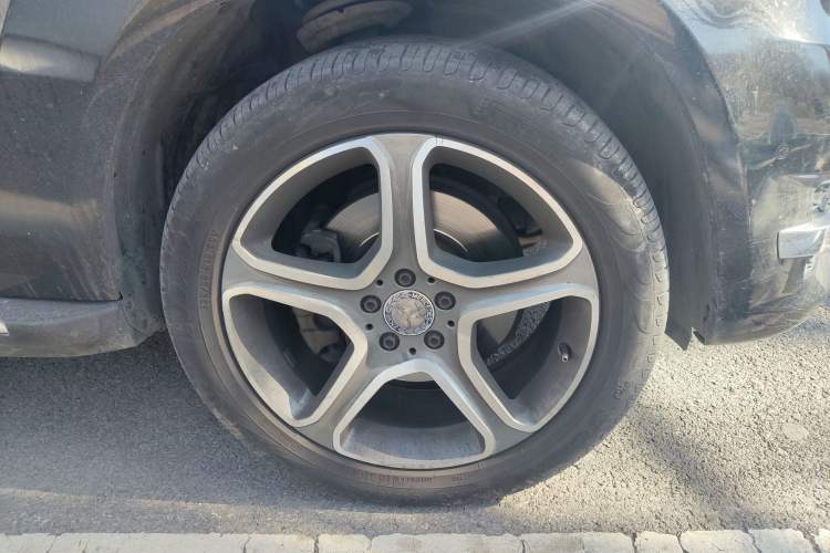 Used Mercedes-Benz GLK-Class 2013 Facelift GLK 300 4MATIC Luxury Edition
