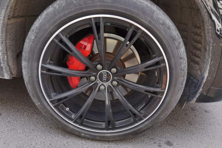 Used Audi Q5L 2022 40T Luxury Dynamic Model Right Front Wheel Hub