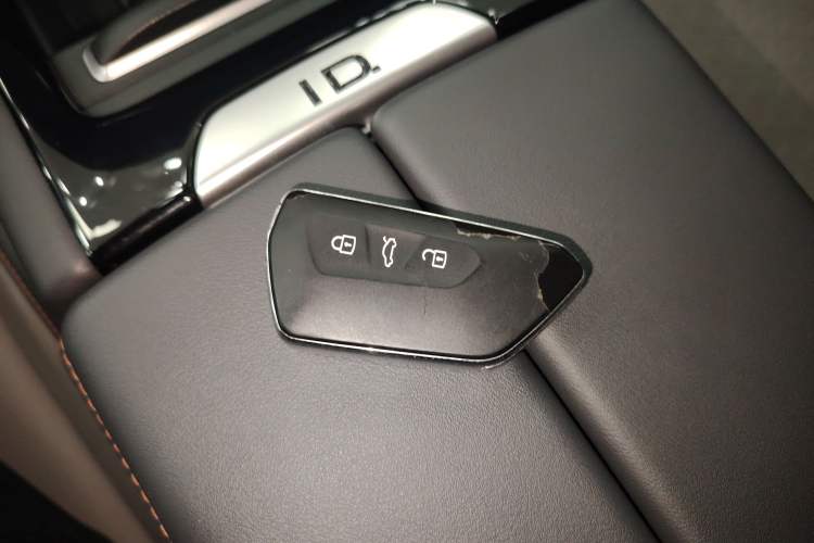 Used Volkswagen ID.7 VIZZION 2024 AIR model
