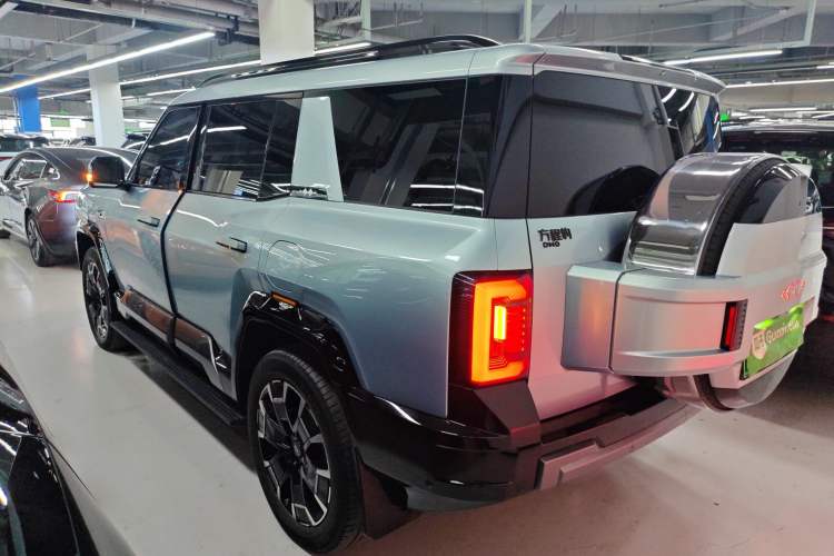 Used Formula Leopard 8 2025 Smart & Brave Flagship Edition 7 Seats Rear Left 45 Deg