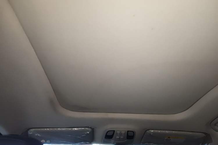 Used SOL X8 2021 300T DCT Leading Smart Connectivity Version 7 Seats Headliner