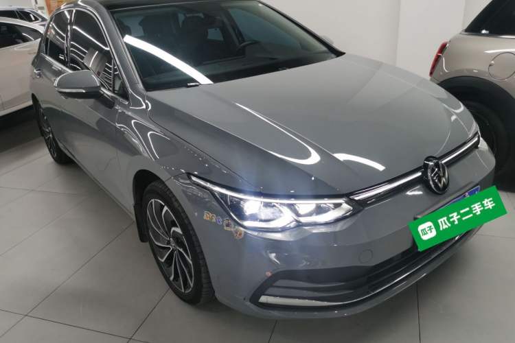 Used Volkswagen Golf 2024 280TSI DSG Pro 50th Anniversary Edition Front Right 45 Deg