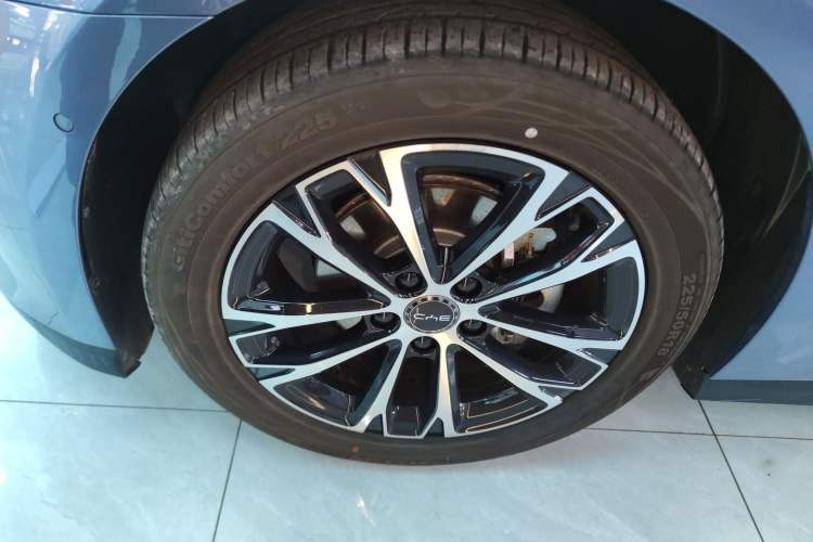 Used BYD Seal 2025 510 Smart Navigation Version Left Front Wheel Hub