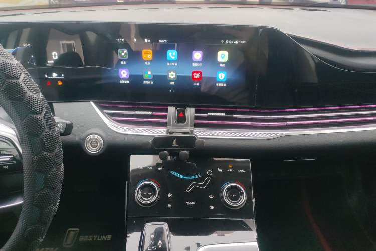 Used Bestune B70 2023 Third Generation 1.5T Automatic Enjoyment Version Audio And AC Panel