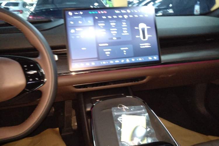 Used CHANGAN NEVO A07 2025 Range-Extended "True Fragrant" Edition 230 Flagship Model Audio And AC Panel