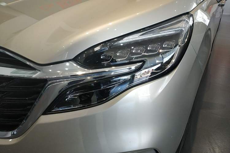 Used Buick GL8 2020 ES Land Cruiser 653T Flagship Model