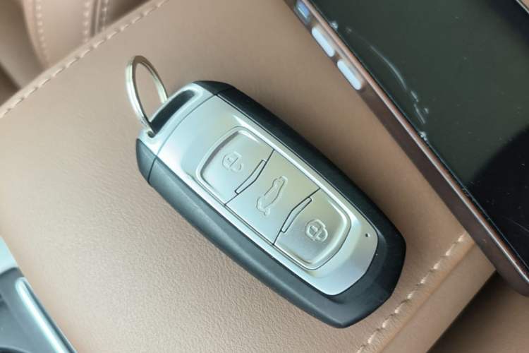 Used Geely Auto Emgrand X7 Sport 2016 1.8TD Automatic All-Wheel-Drive ZhiZun Edition