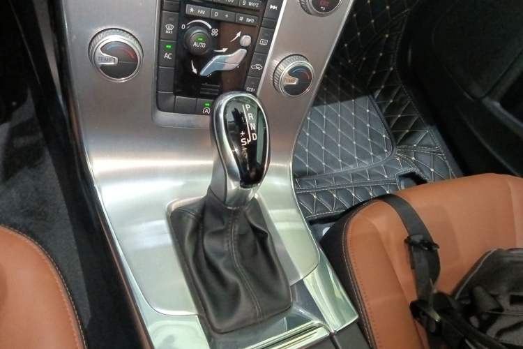 Used Volvo S60 2019 S60L Facelift T5 Intelligent Advanced Edition