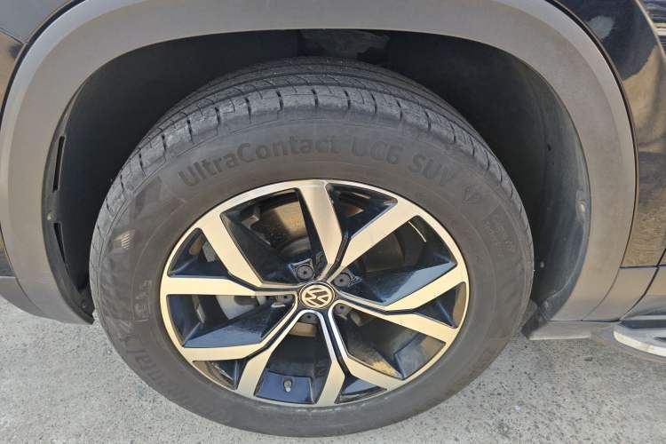 Used Volkswagen Teramont 2020 Revised Version 530 V6 Four-Wheel Drive Luxury Edition
