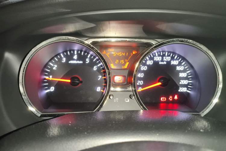 Used Nissan Livina 2015 1.6XE CVT Comfort Edition Instrument Cluster