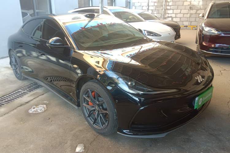 Used IM L6 2024 Max Enhanced Performance Edition Exterior 2