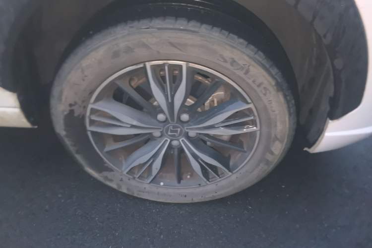 Used SOL QX 2021 300T DCT Deluxe Smart Connectivity Version
