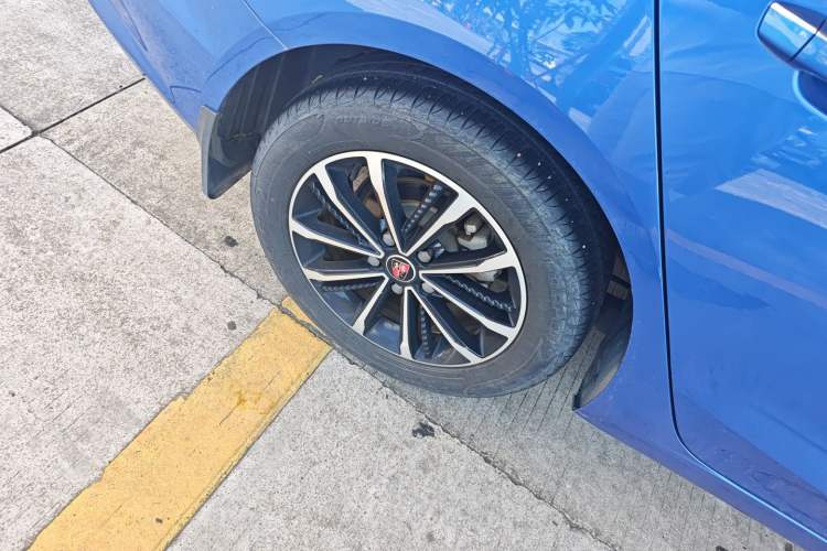 Used Roewe i5 2020 1.5L Manual 4G Connect Leehao Flagship Edition