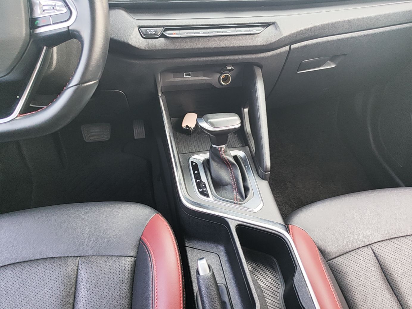 Geely Auto Vision X3 2021 PRO 1.5L CVT Deluxe Model — снимка 16