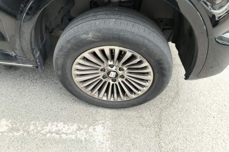 Used Tank 500 New Energy 2023 Hi4-T Right Front Wheel Hub