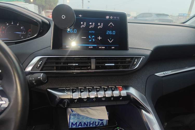 Used Peugeot 4008 2017 350THP Luxury Edition Audio And AC Panel