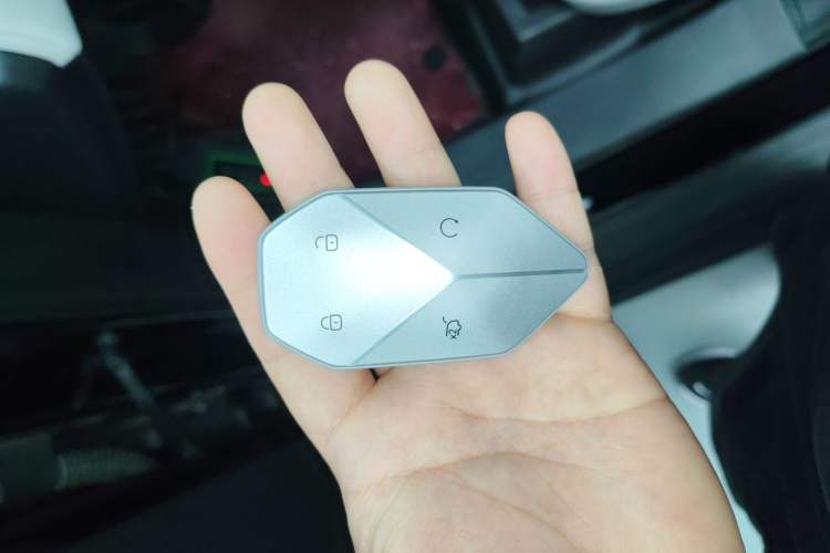 Used Formula Leopard Tai 7 2025 Model 190 km Four-Wheel Drive Ultra Edition Vehicle Key