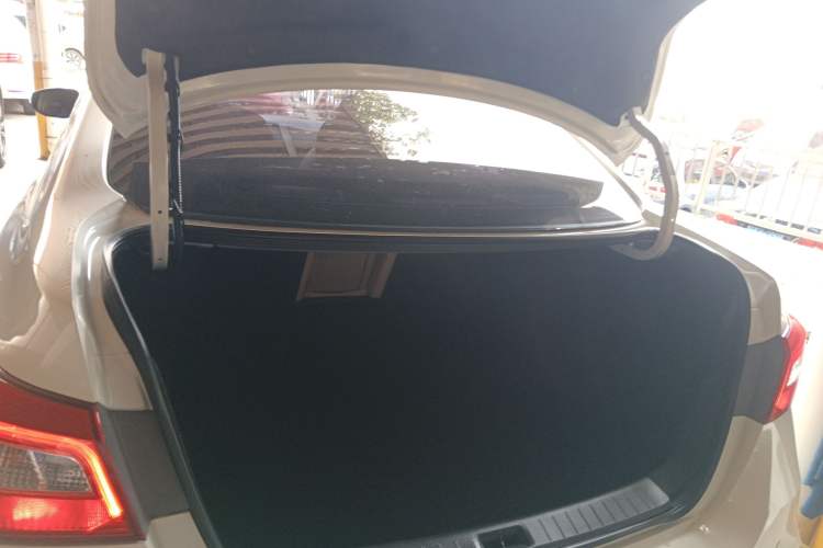 Used Nissan Sylphy 2019 1.6XV CVT Smart Connect Luxury Edition China VI Standard
