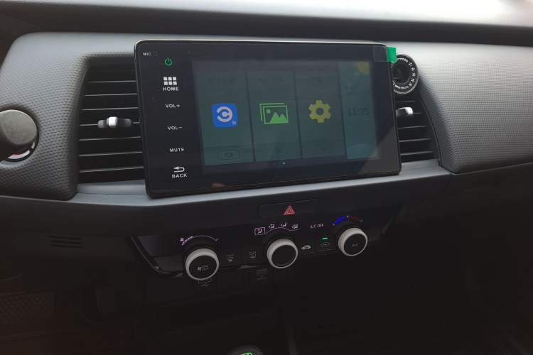 Used Honda Fit 2022 1.5L CVT Trendy Sunroof Edition
