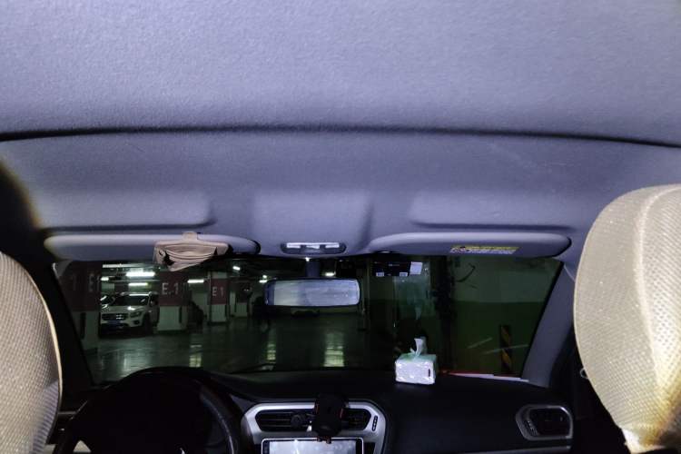 Used Peugeot 301 2014 1.6L Manual Comfort Edition Headliner