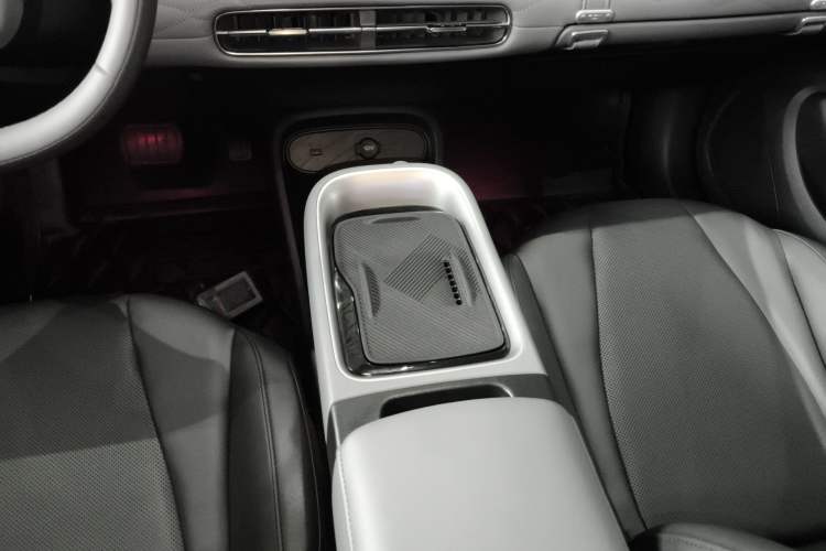 Used Dongfeng NAMMI 01 2024 430 Plus Smart+ Gear Lever