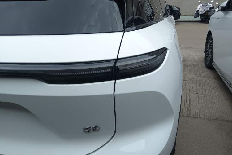 Used Nio ES6 2024 75 kWh