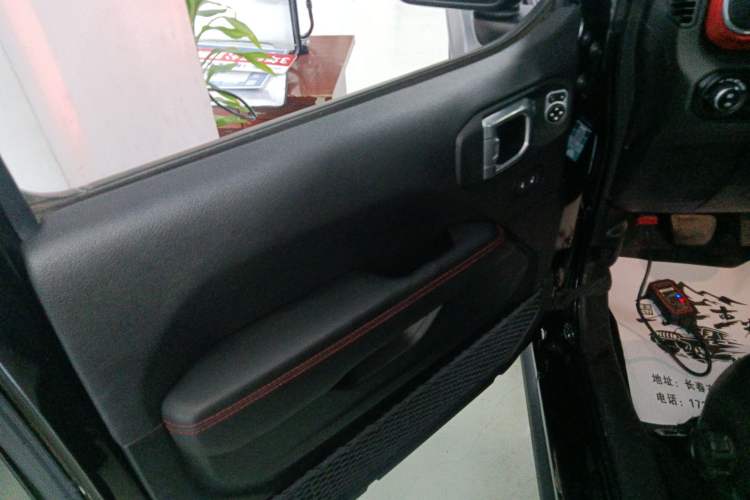 Used Jeep Wrangler 2019 2.0T Rubicon Four-Door Version China VI Emission Standard