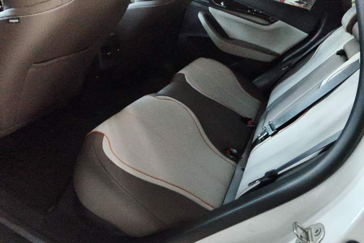 Used BYD Qin PLUS 2024 Honor Edition EV 510KM Leading Model
